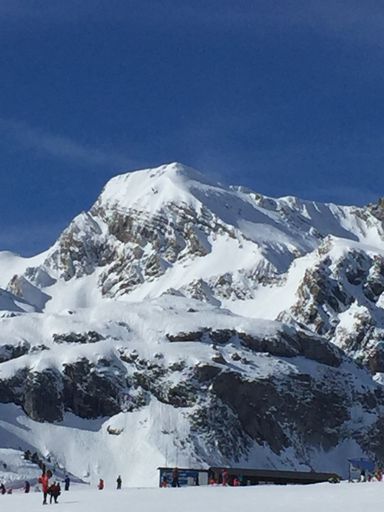 Los pirineos aragoneses, el reino del esquí con 4 estaciones : Panticosa, Formigal, Astun y Candanchu